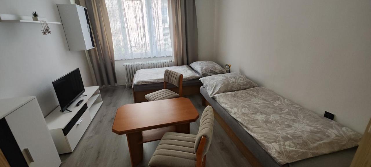 Na Sistote 628 Apartment Valašské Meziříčí Bagian luar foto